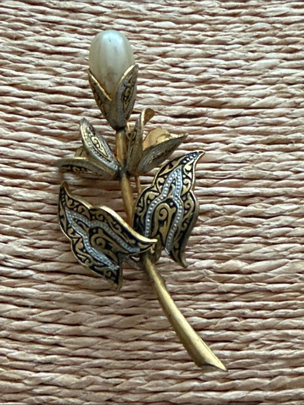 Toledo Gold Pearl brooch